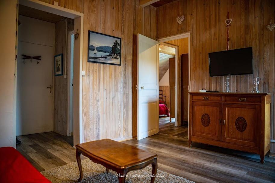 Apartment Les Tilleuls Besse-et-Saint-Anastaise