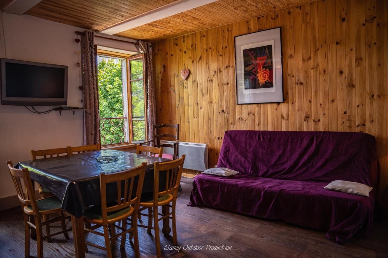 Les Tilleuls Apartment Besse-et-Saint-Anastaise